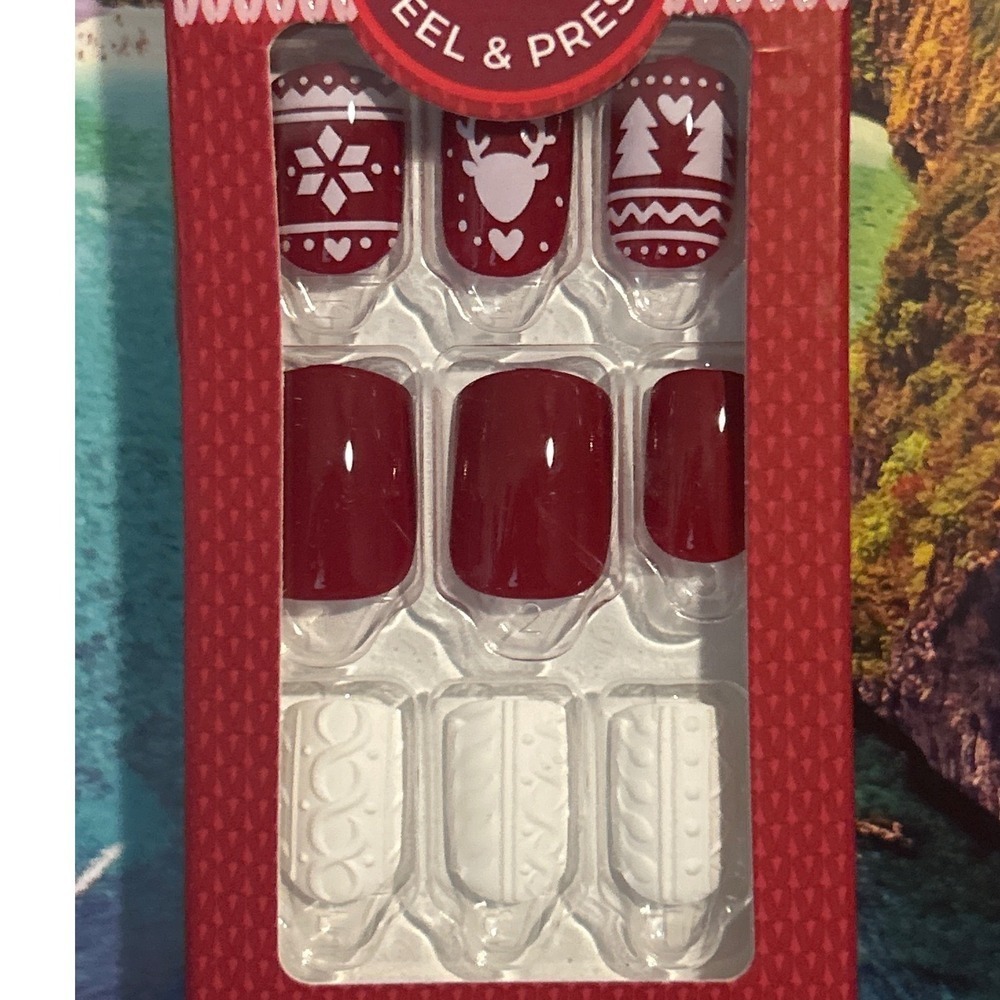 imPRESS Press-On Nails Feelin' Festive Red White Christmas Sweater Short New